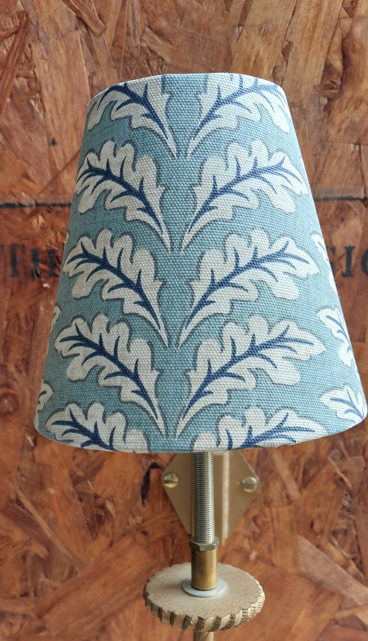 Blue Oak Morris Leaf Candle Clip Lampshade.