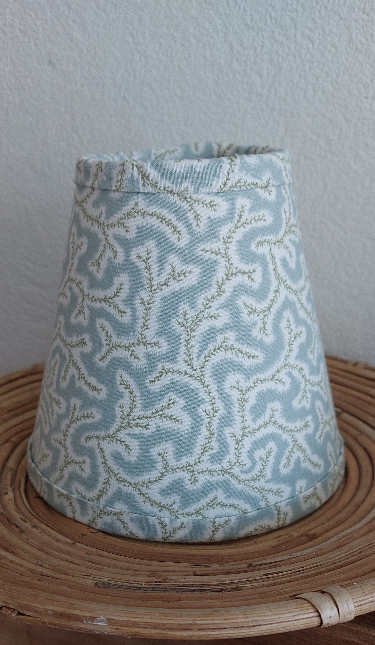 Ian Sanderson Dulcie mint lampshade candle clip