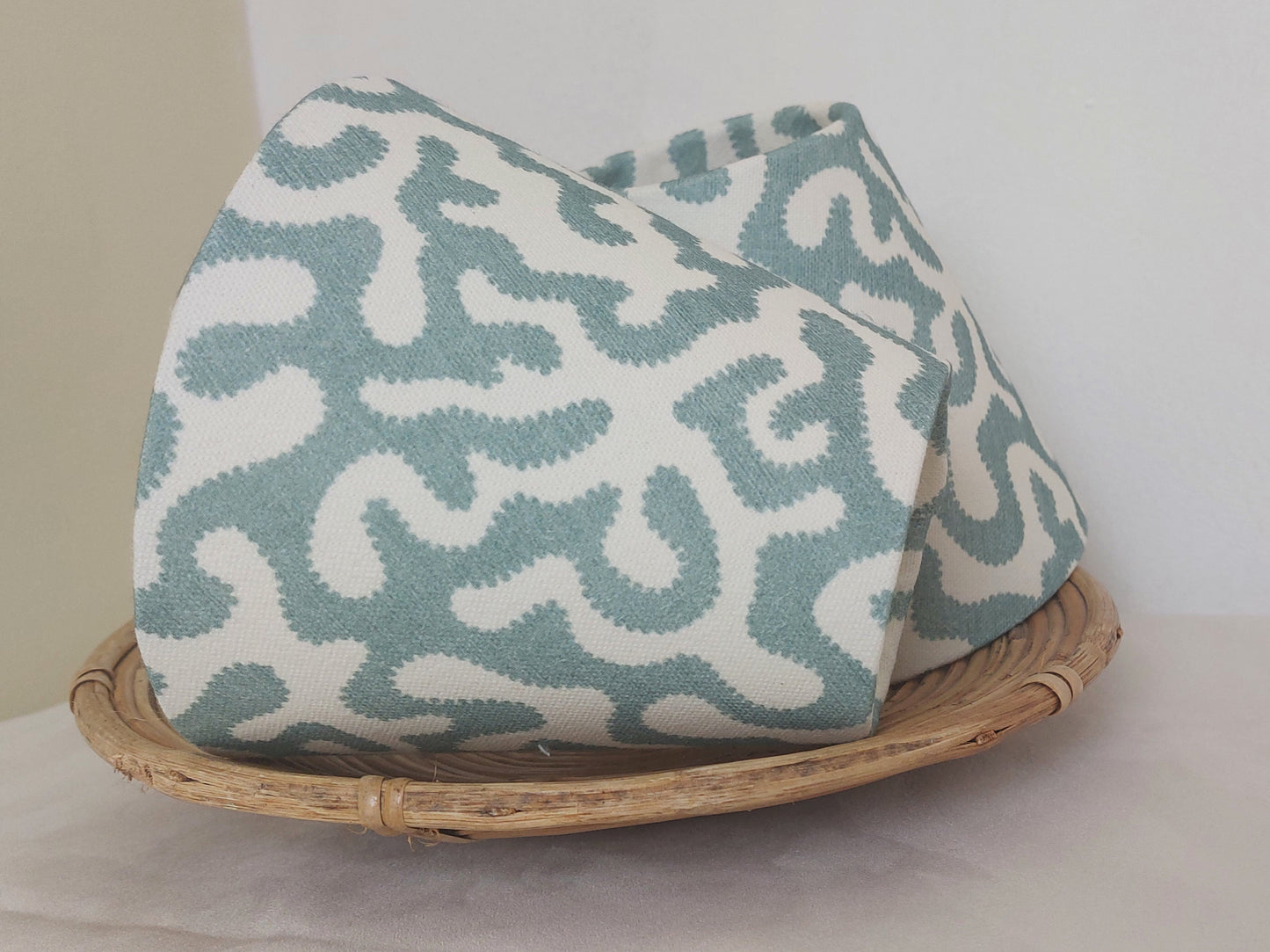 Surf squidgie pacco candle clip lampshade