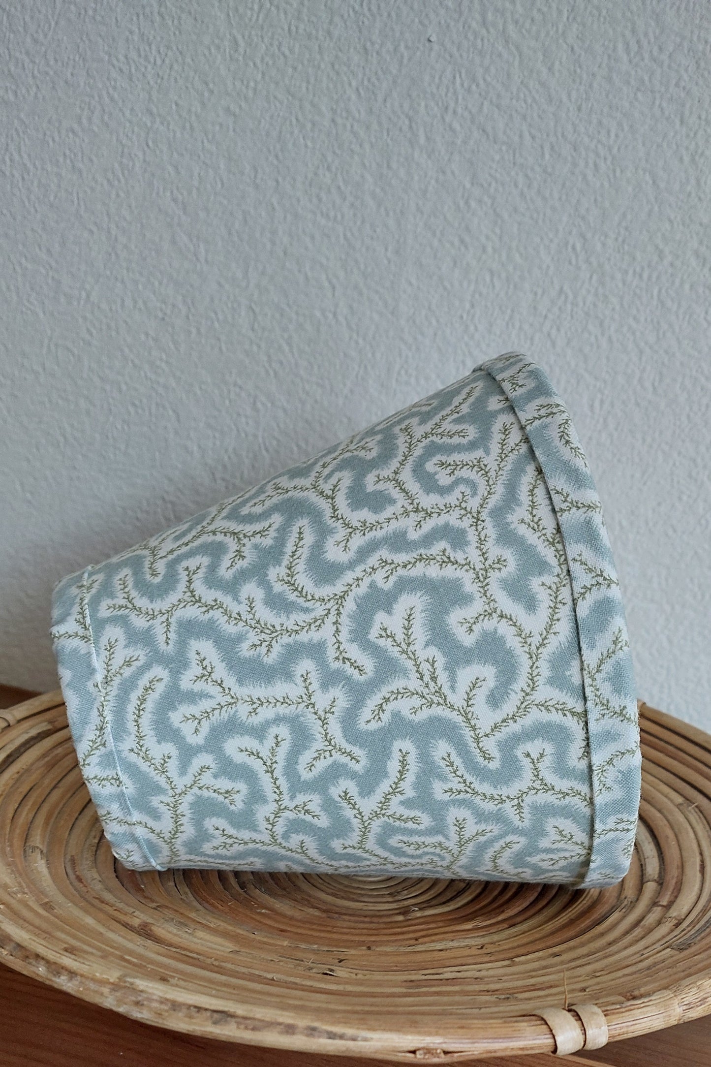 Ian Sanderson Dulcie mint lampshade candle clip