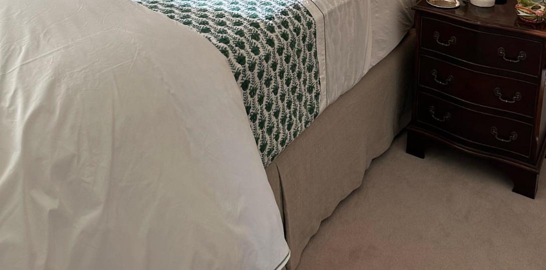 Speacial order 2 hedbords 2 valances and lampshades