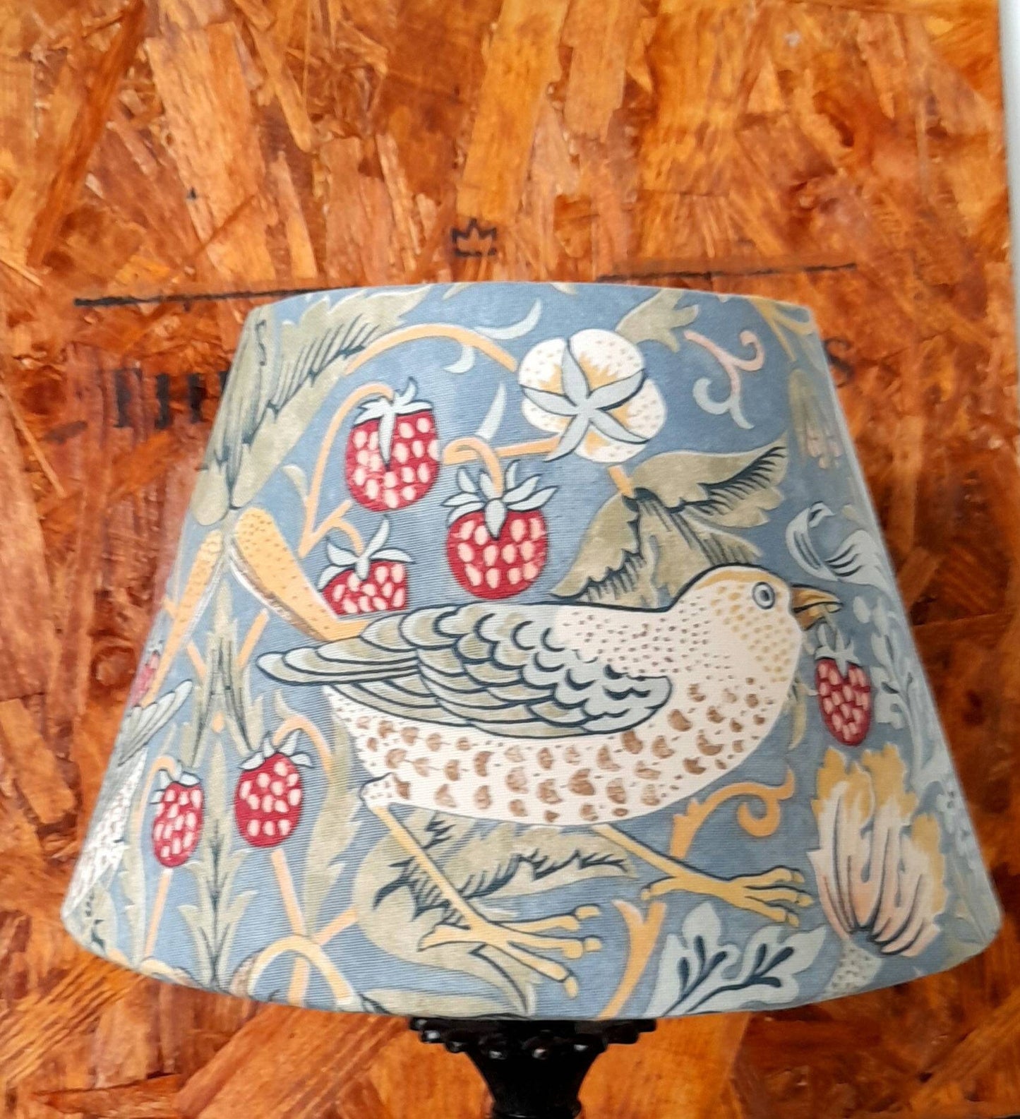 Tapered lampshade William Morris 